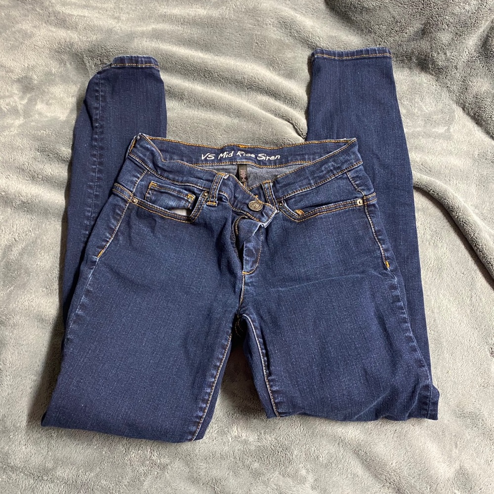 Size 4 Victorias Secret Dark Wash Skinny Jeans